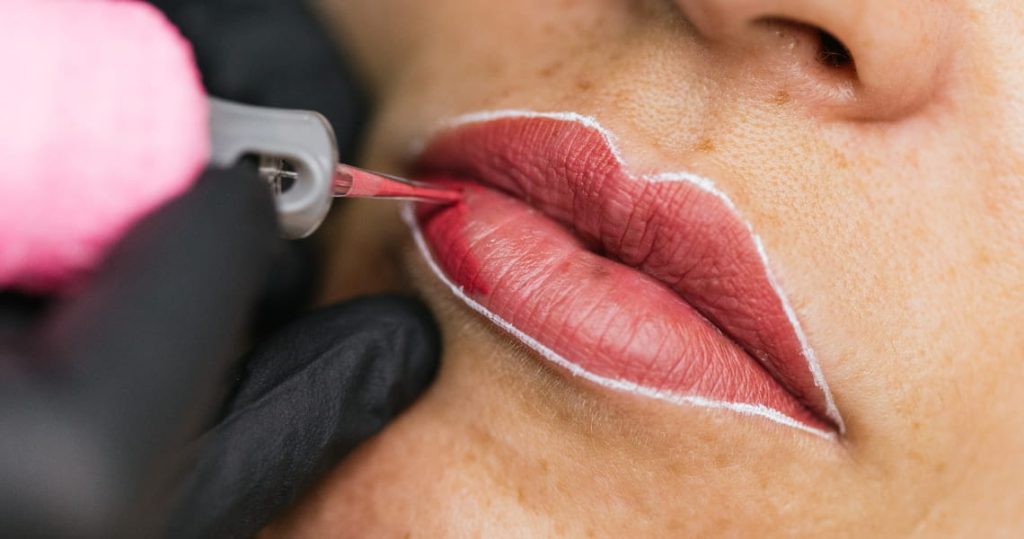 Armonización facial y micropigmentación