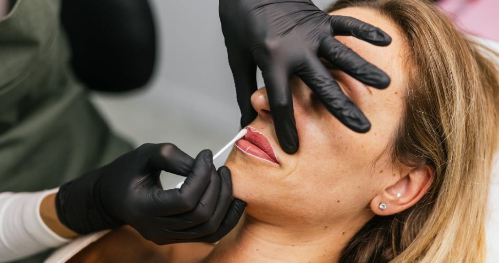 Cuando y cómo eliminar la micropigmentación en Santander